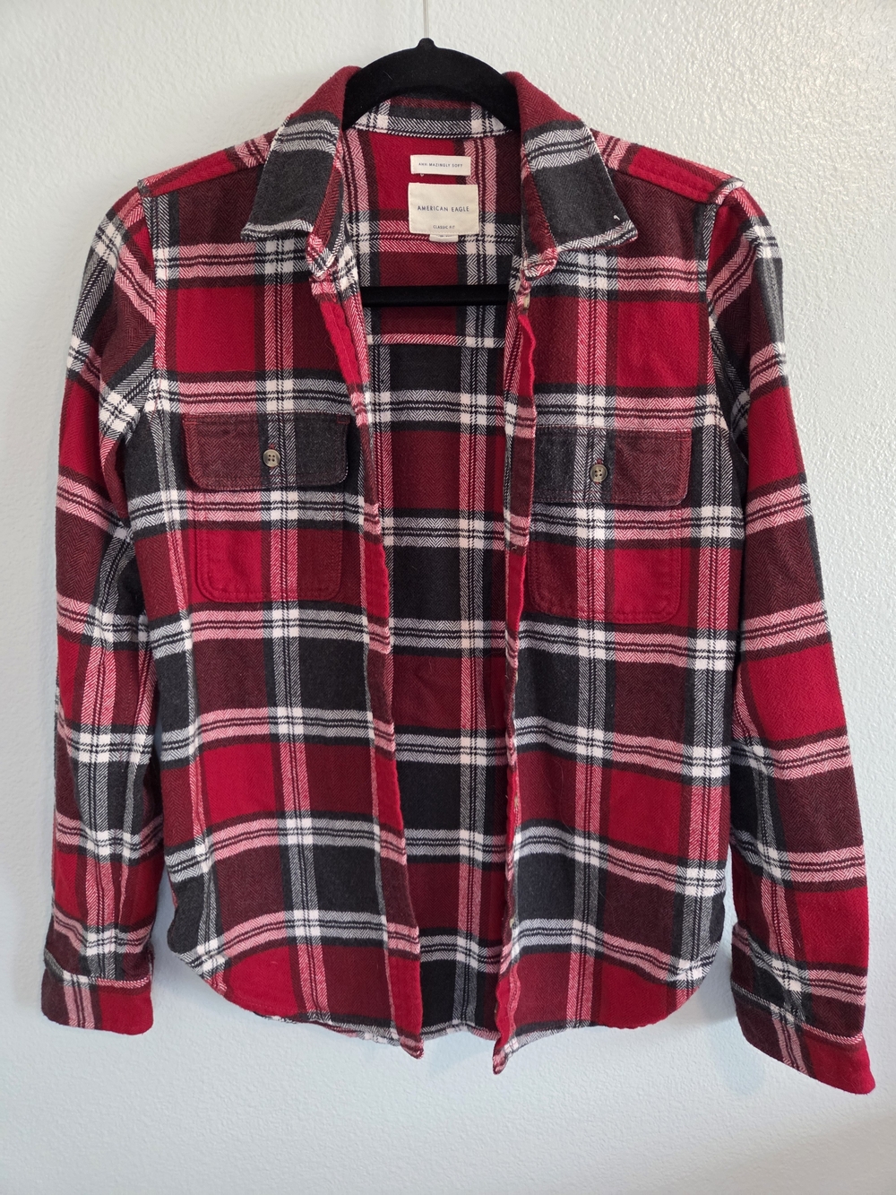 American Eagle Red & Black Plaid Button-Up Flannel Shirt Jacket